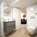 Apartment The Maze